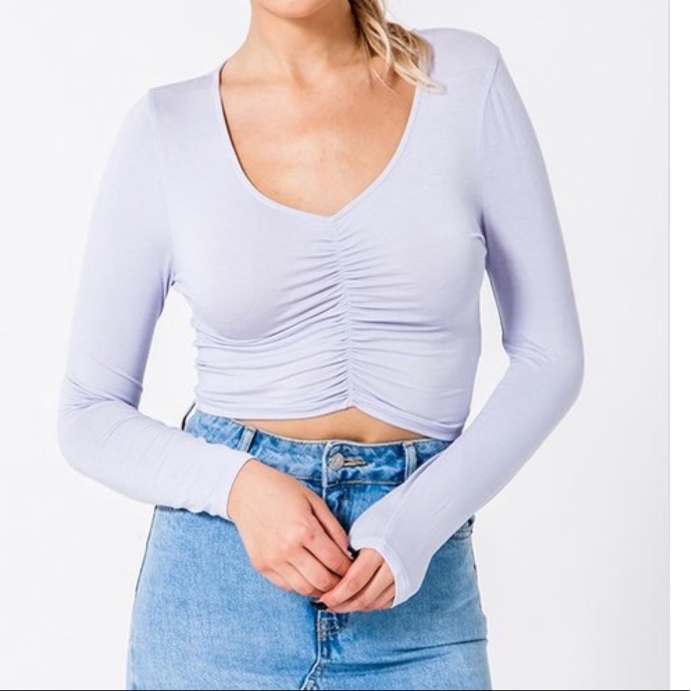 NEW!! Ruched v neck long sleeve crop top lilac